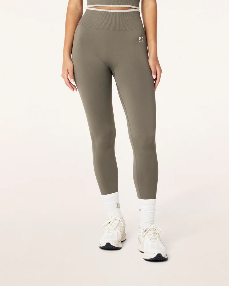 Leggings mujer Caqui - Restore Seamless Legging-Khaki | La Forza Athletica