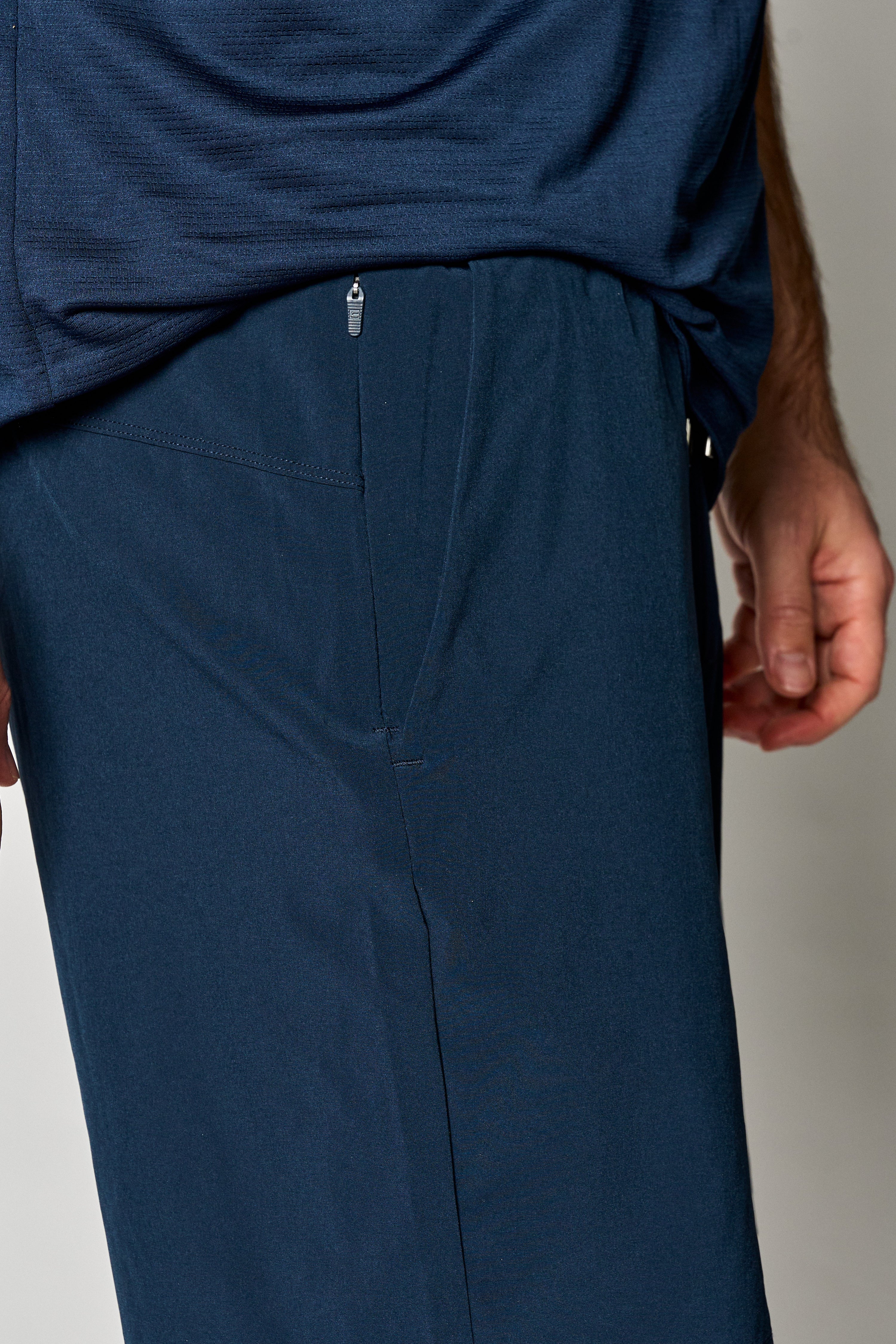 Short Core 7 pulgadas sin forro color negro - costura - La Forza Athletica