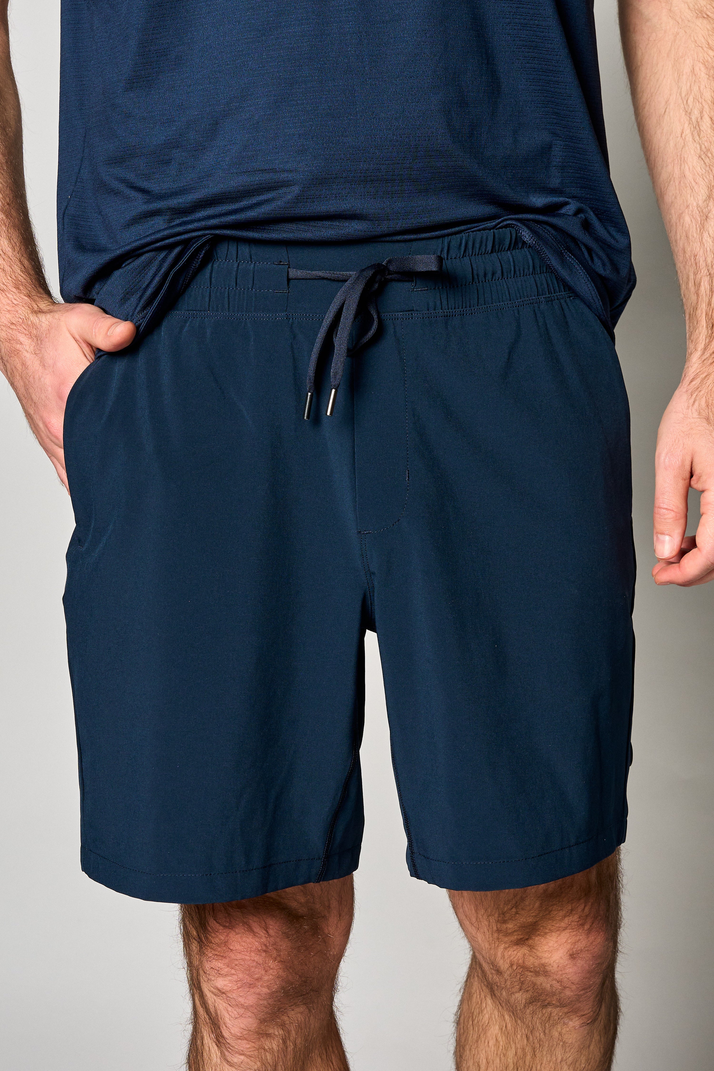 Short Core 7 pulgadas sin forro color azul marino - cintura elástica - La Forza Athletica