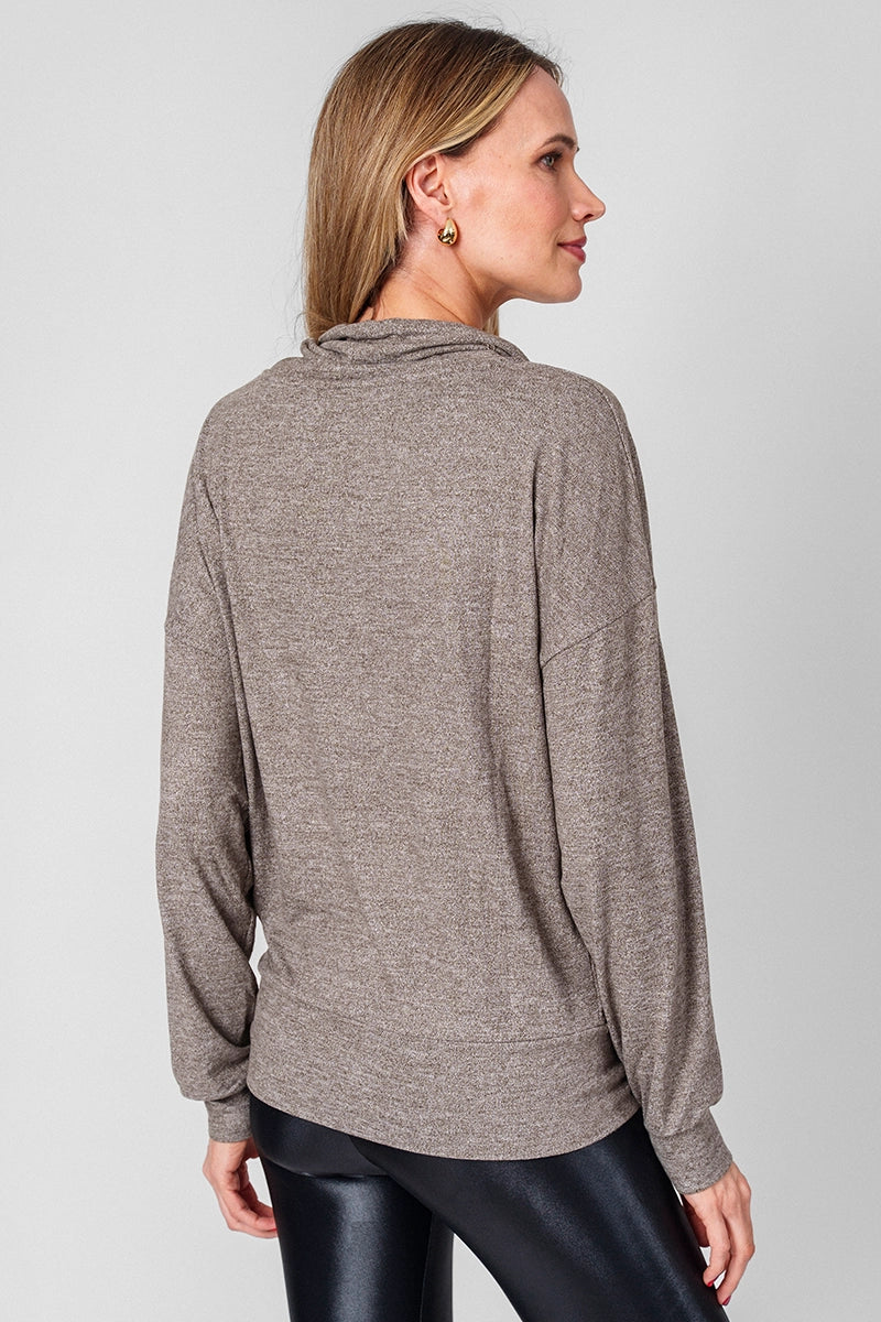 Polerones mujer Café - La Forza Athletica Polerón Mujer Solana Soft Cowlneck Pullover - Café | La Forza Athletica